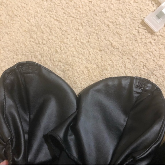 Black (Fo leather) Strapless Leotard - Picture 3 of 13